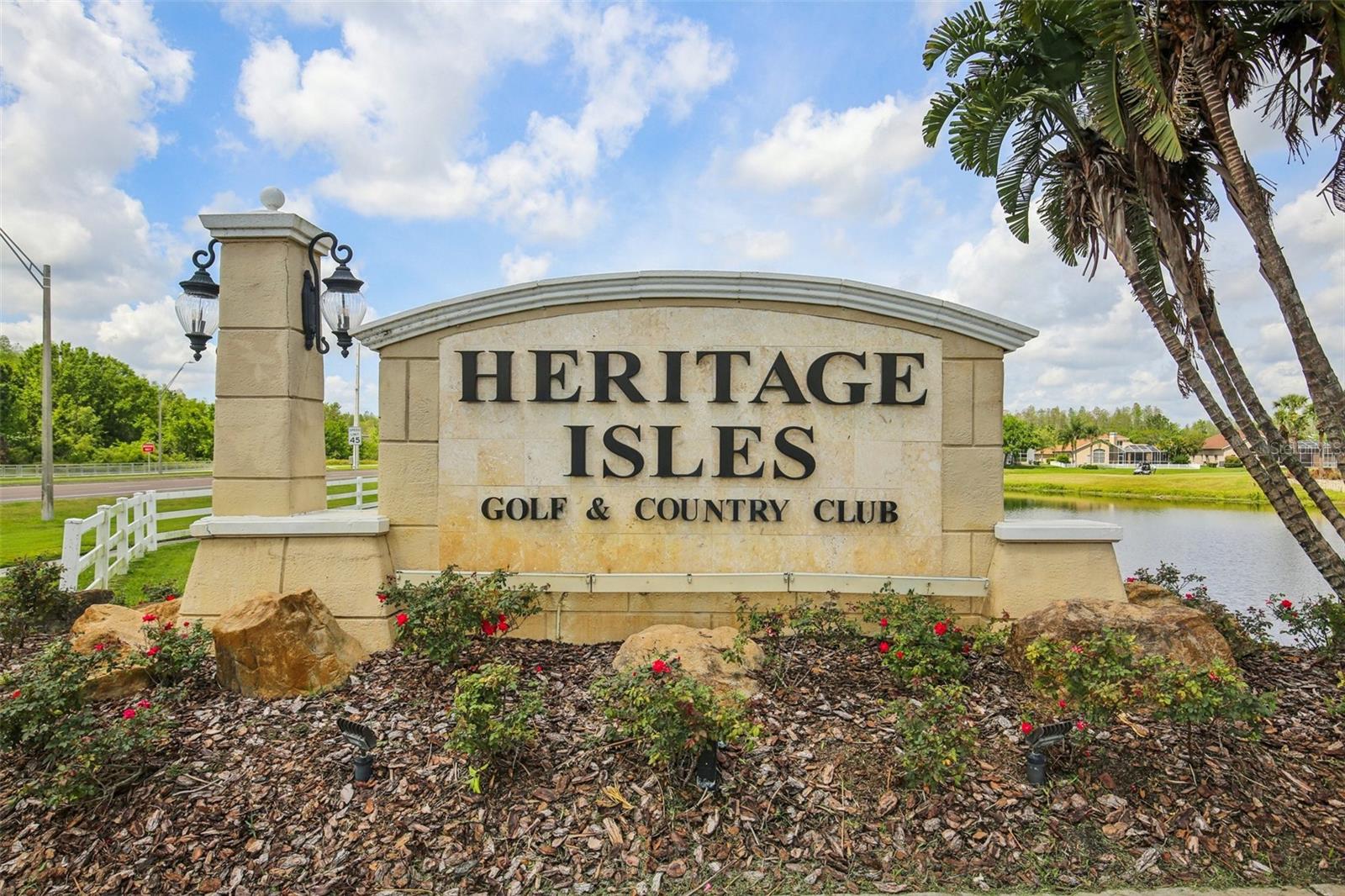 18187 PARADISE POINT DR, TAMPA, FL, 33647