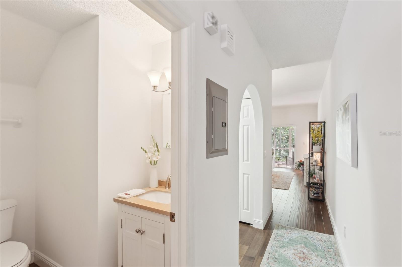 18187 PARADISE POINT DR, TAMPA, FL, 33647