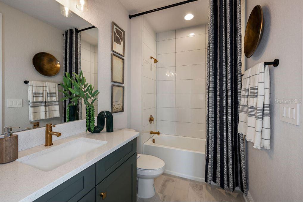 2019 BOLSENA ST, NORTH VENICE, FL, 34275