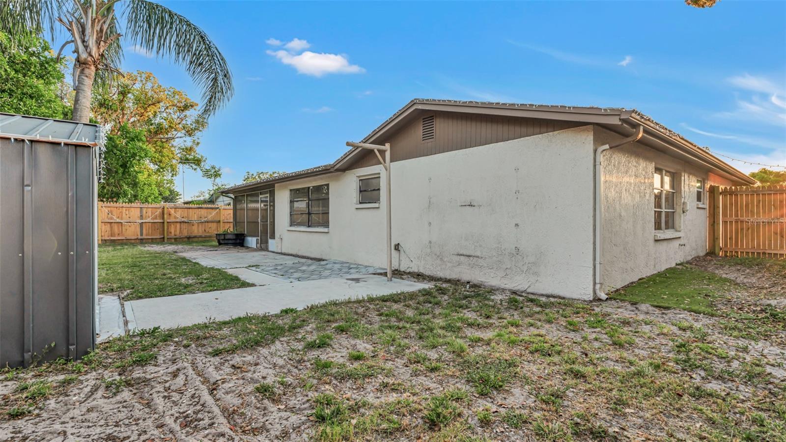 9100 HUNT CLUB LN, PORT RICHEY, FL, 34668