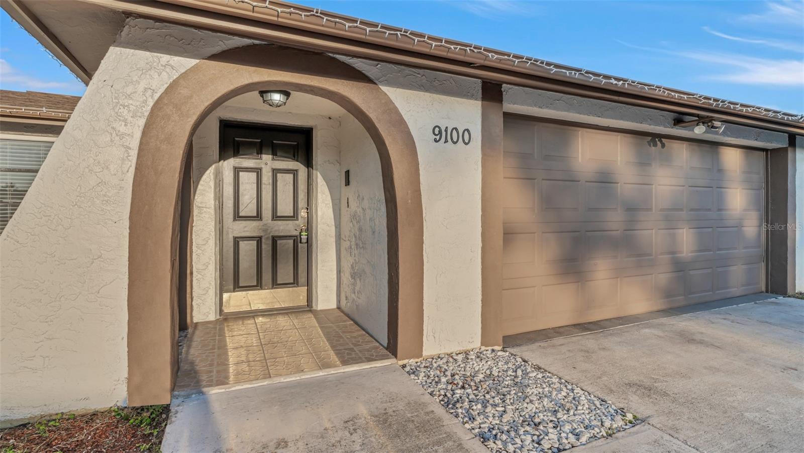 9100 HUNT CLUB LN, PORT RICHEY, FL, 34668