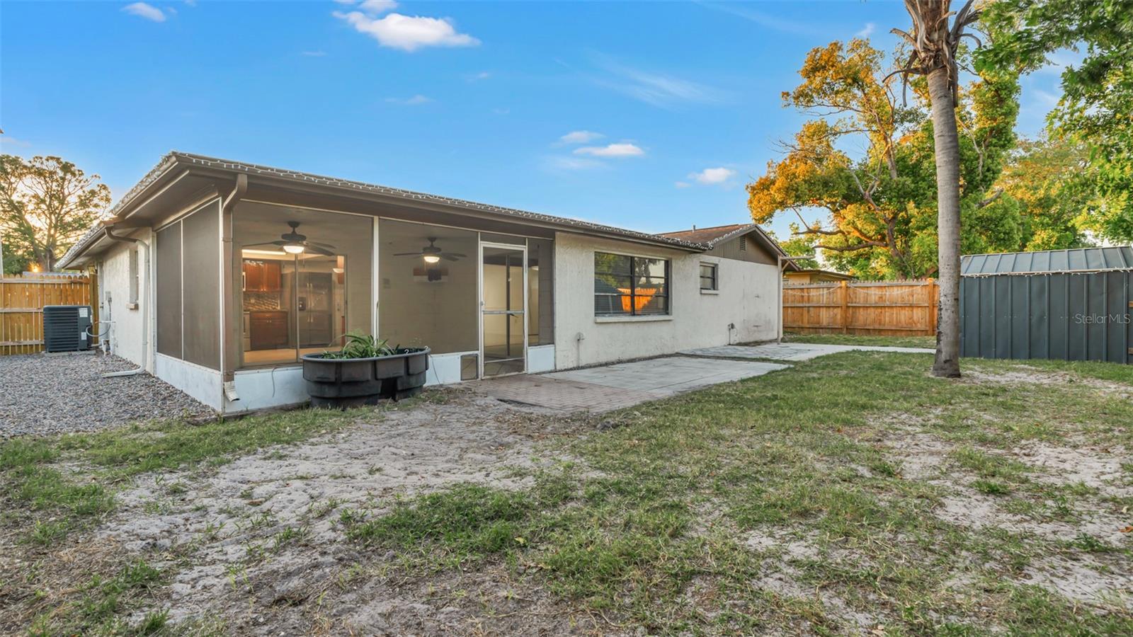 9100 HUNT CLUB LN, PORT RICHEY, FL, 34668