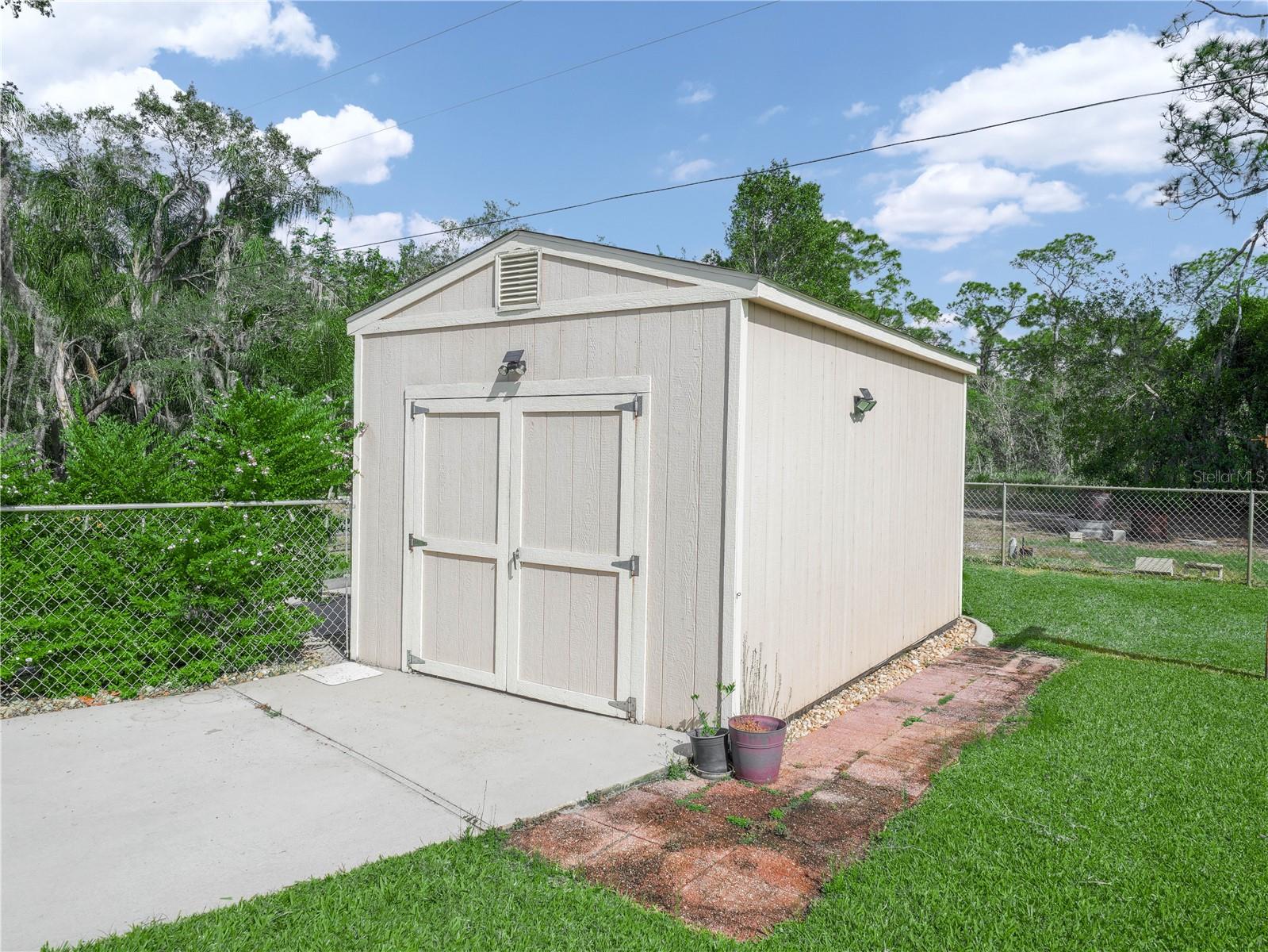 107 ROBIN AVE, SEBRING, FL, 33870