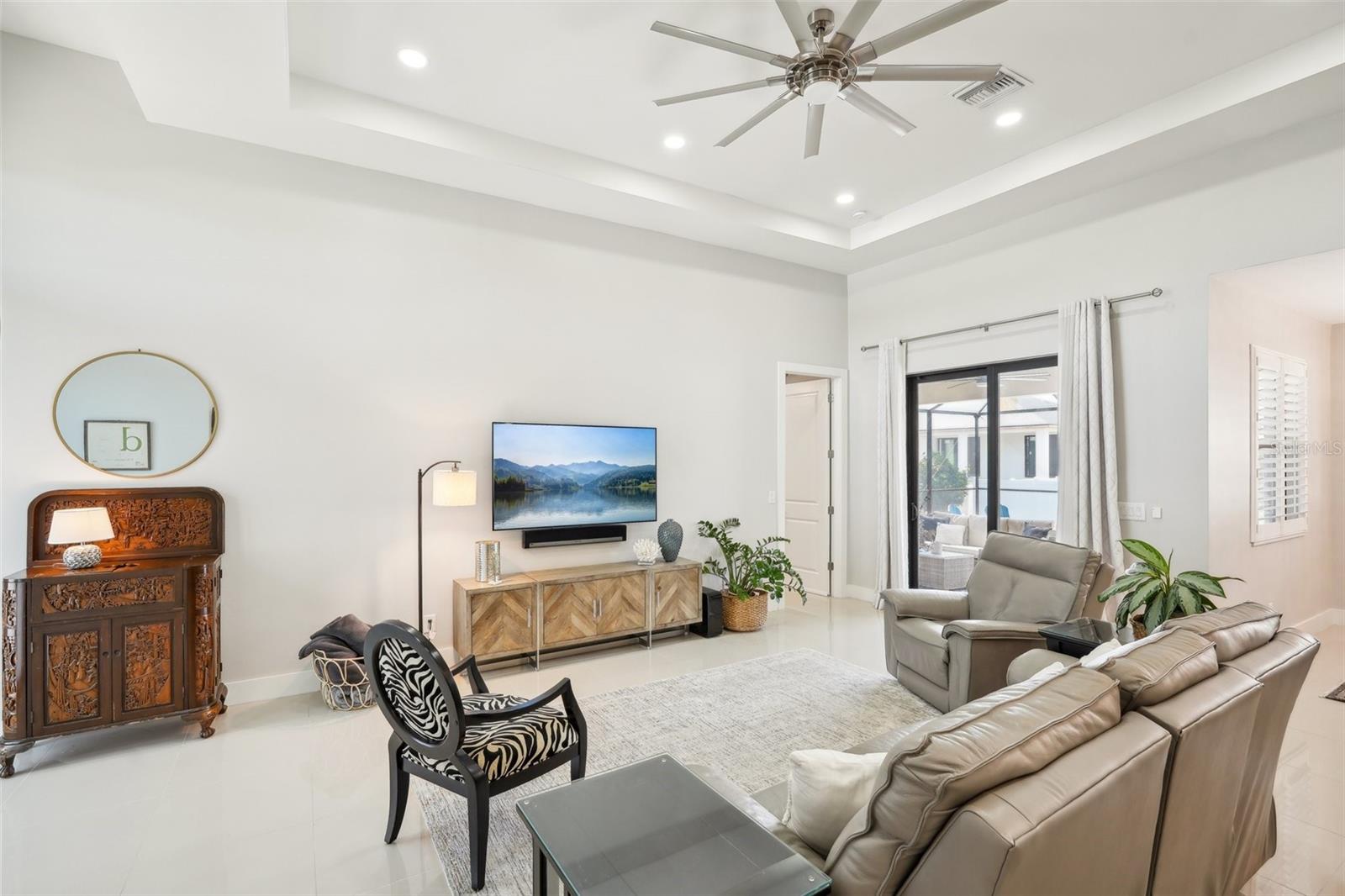 134 SW 33RD AVE, CAPE CORAL, FL, 33991