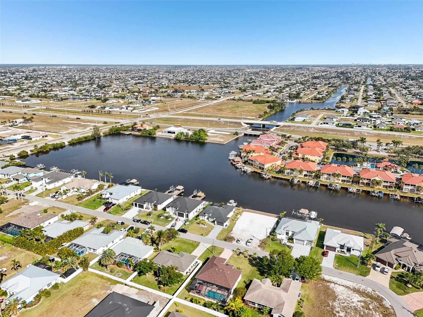134 SW 33RD AVE, CAPE CORAL, FL, 33991