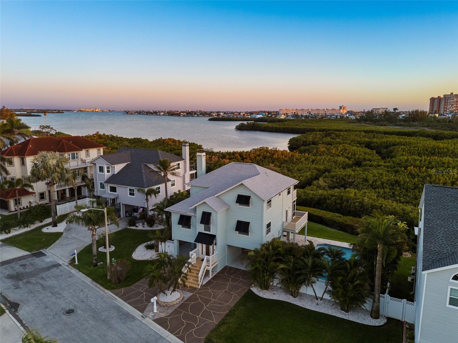 13936 HARBOR VIEW DR, SEMINOLE, FL, 33776