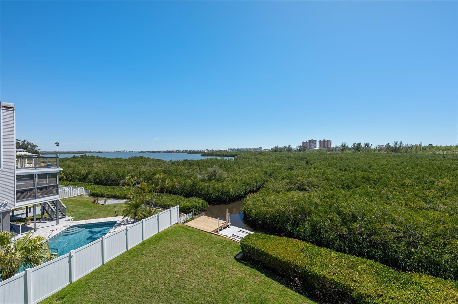 13936 HARBOR VIEW DR, SEMINOLE, FL, 33776