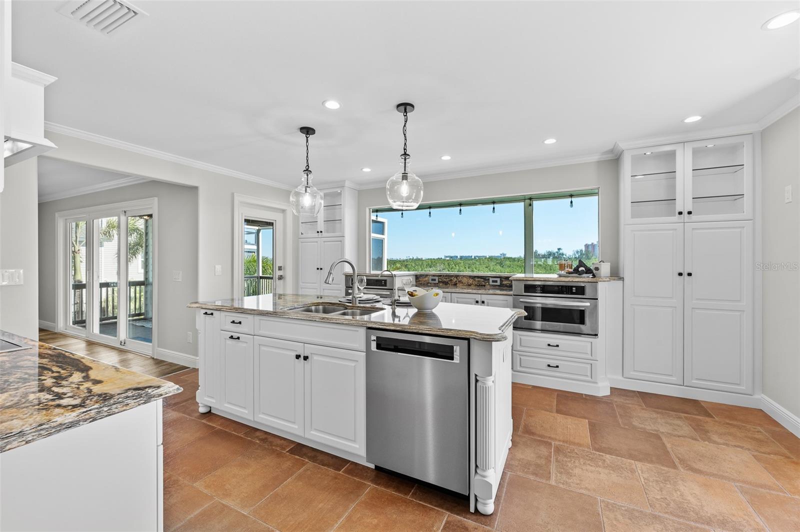 13936 HARBOR VIEW DR, SEMINOLE, FL, 33776