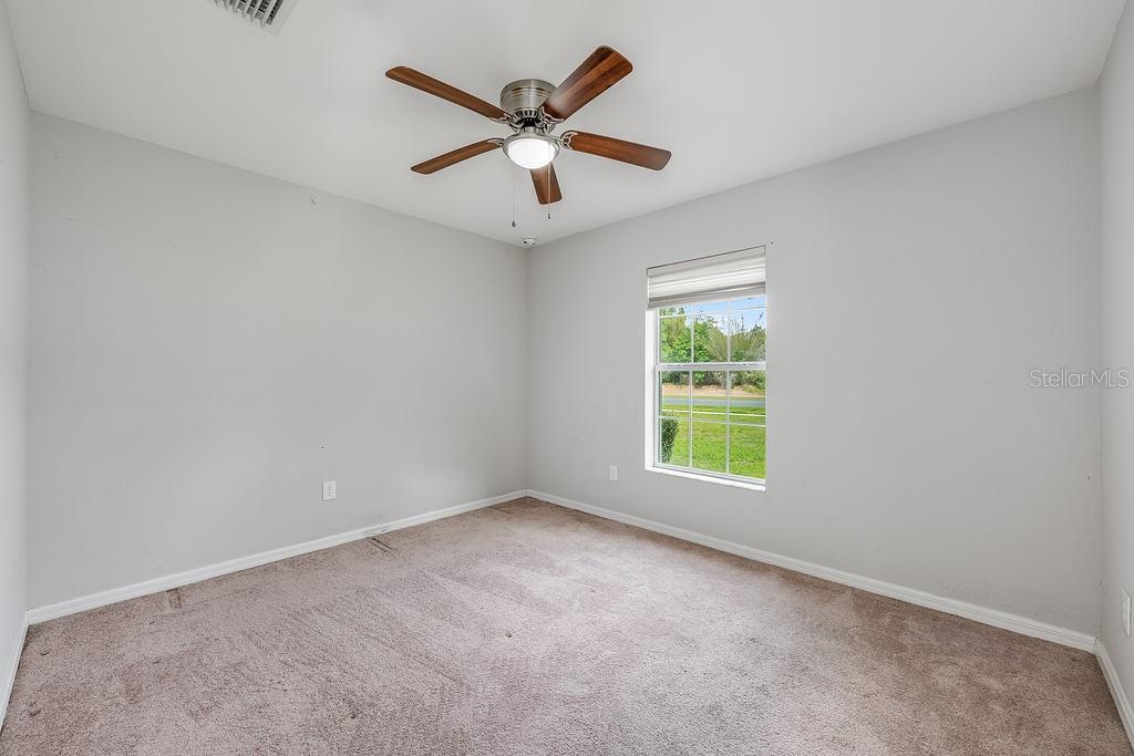 304 WOODS LANDING DR, LADY LAKE, FL, 32159