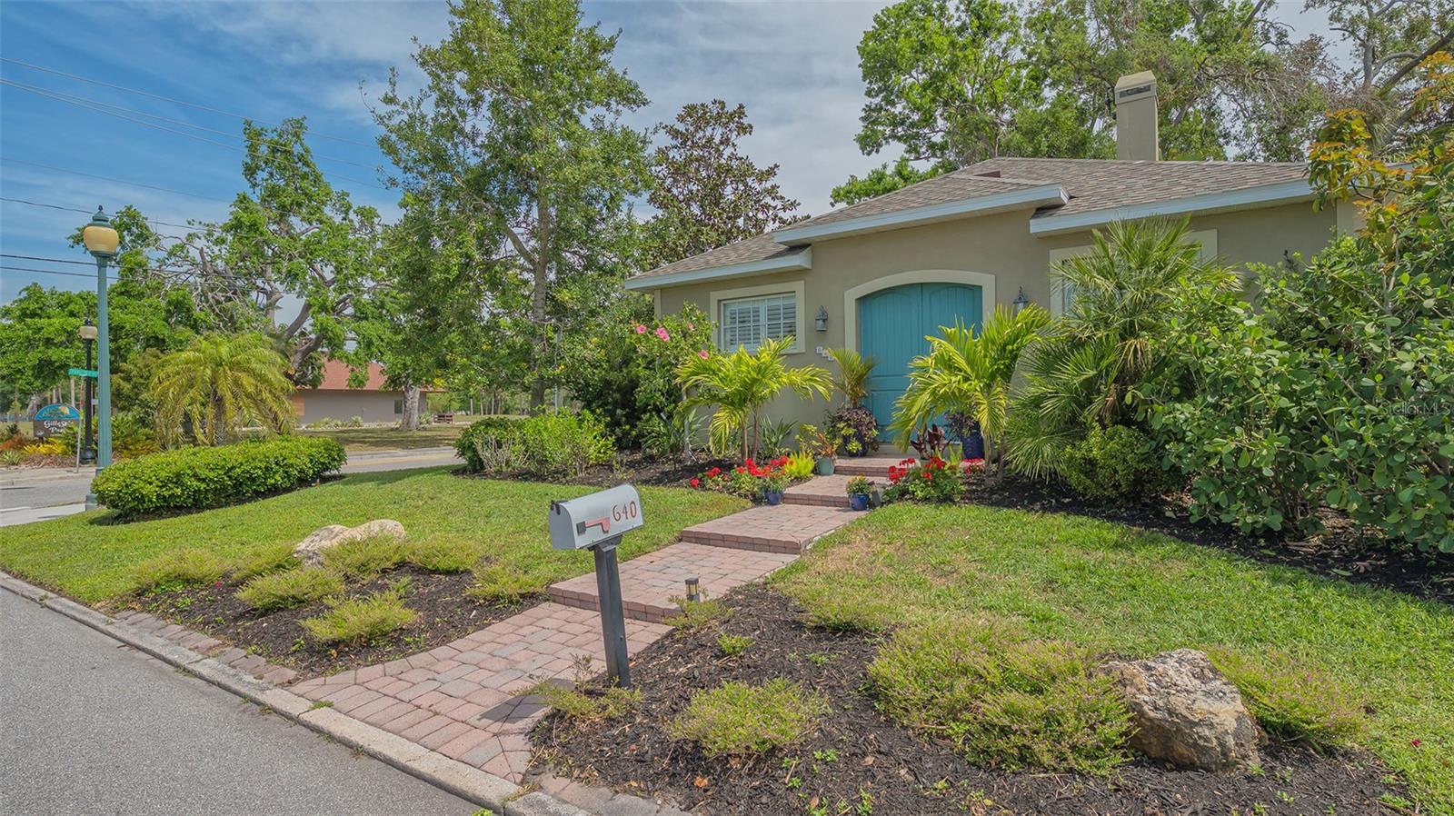 640 N OSPREY AVE, SARASOTA, FL, 34236