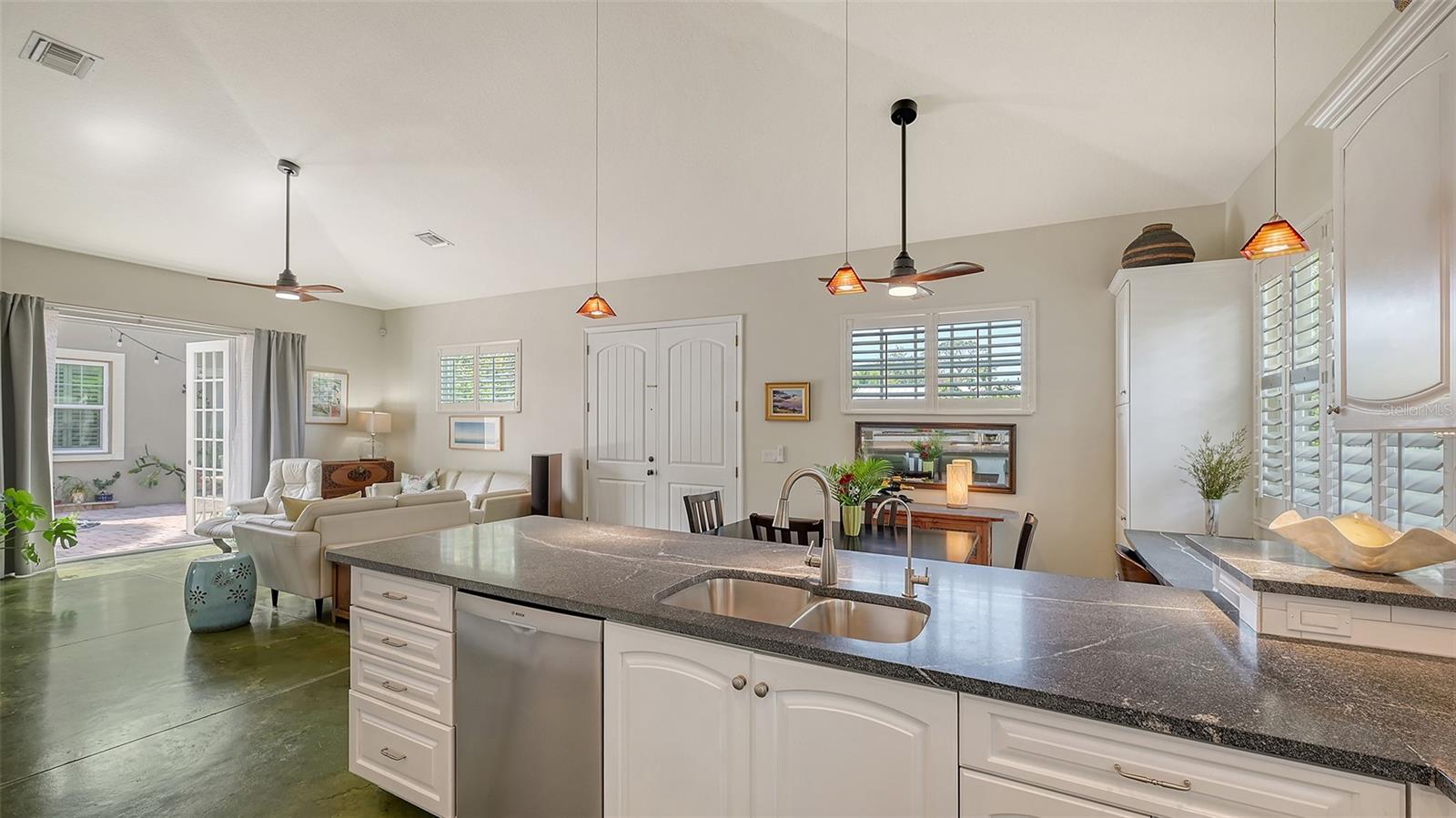 640 N OSPREY AVE, SARASOTA, FL, 34236