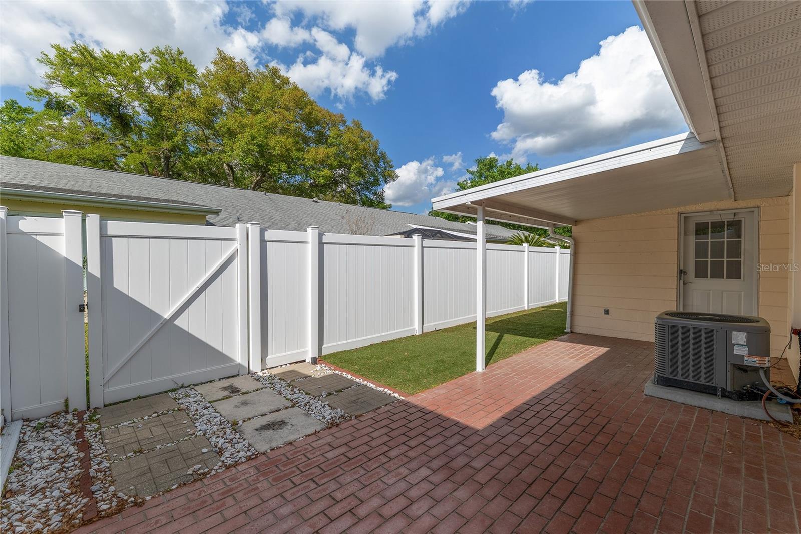 8645 SW 94TH LN #E, OCALA, FL, 34481
