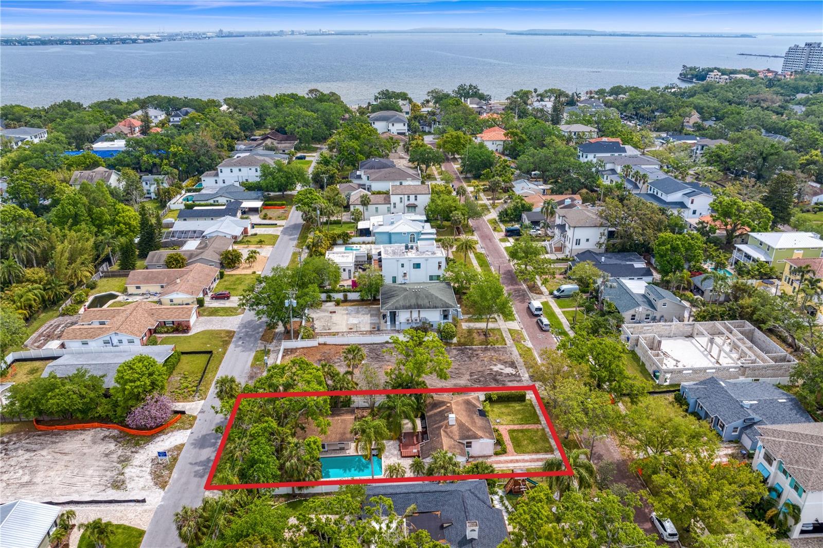 2925 W ALLINE AVE, TAMPA, FL, 33611