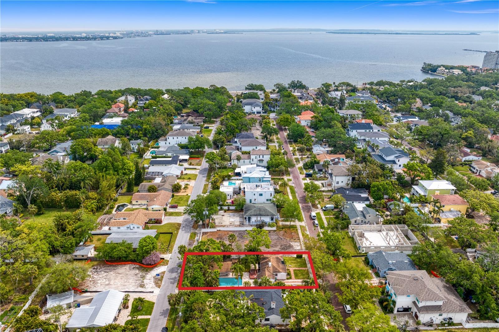 2925 W ALLINE AVE, TAMPA, FL, 33611