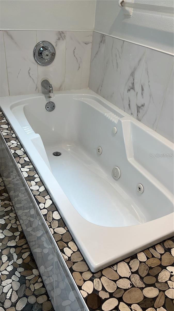 711 CARIBBEAN DR #Main Unit, DAVENPORT, FL, 33897