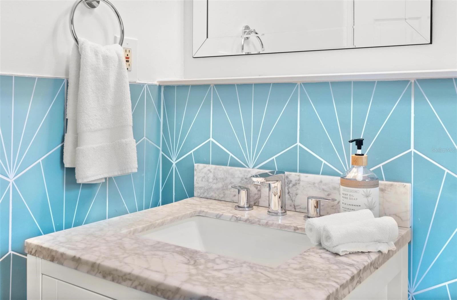 747 39TH AVE NE, ST PETERSBURG, FL, 33703