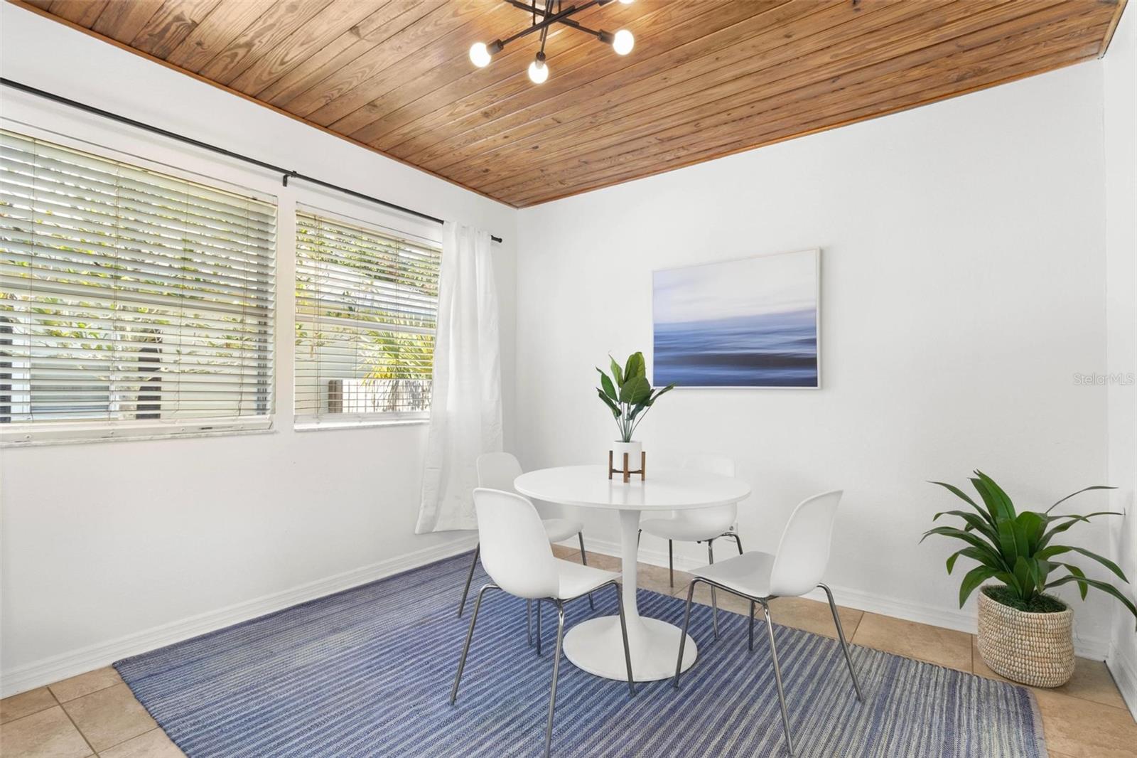 747 39TH AVE NE, ST PETERSBURG, FL, 33703