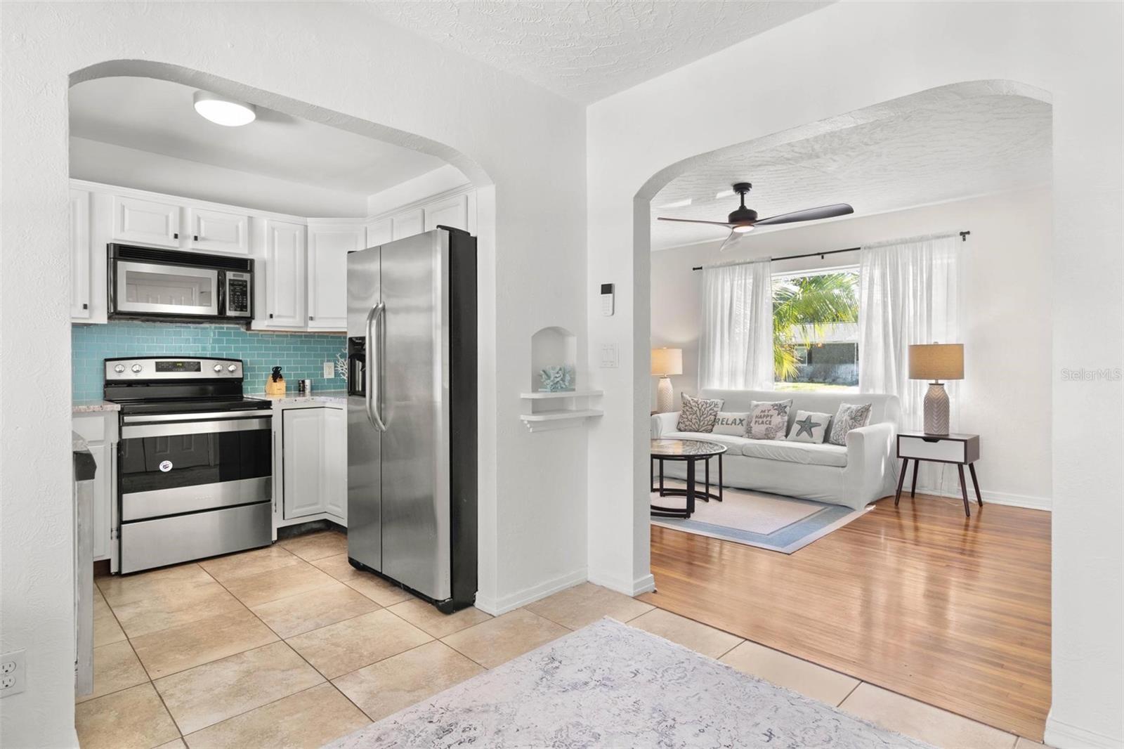 747 39TH AVE NE, ST PETERSBURG, FL, 33703