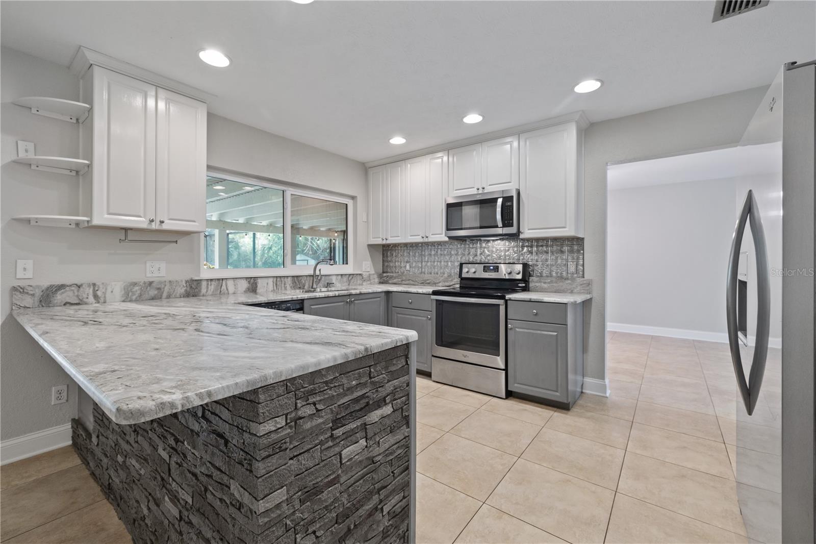 13307 MEADOWWOOD CT, TAMPA, FL, 33618