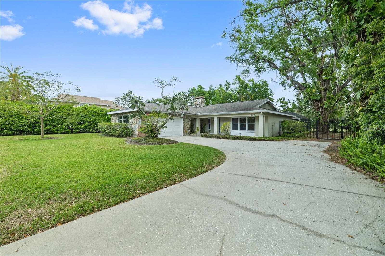 13307 MEADOWWOOD CT, TAMPA, FL, 33618