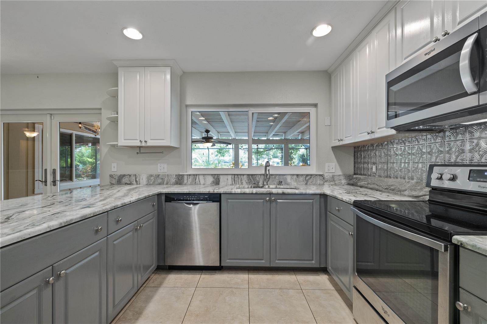 13307 MEADOWWOOD CT, TAMPA, FL, 33618