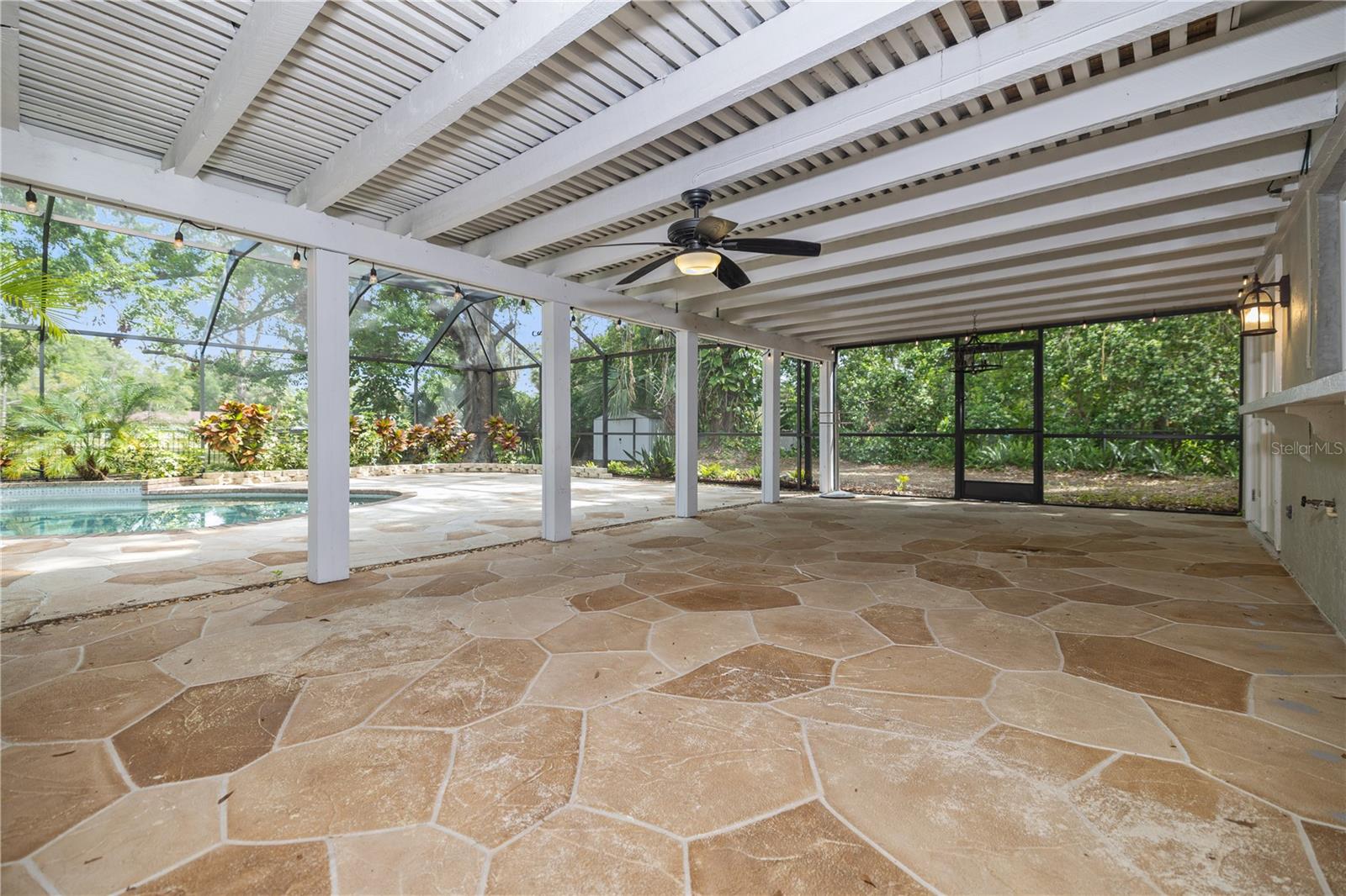 13307 MEADOWWOOD CT, TAMPA, FL, 33618