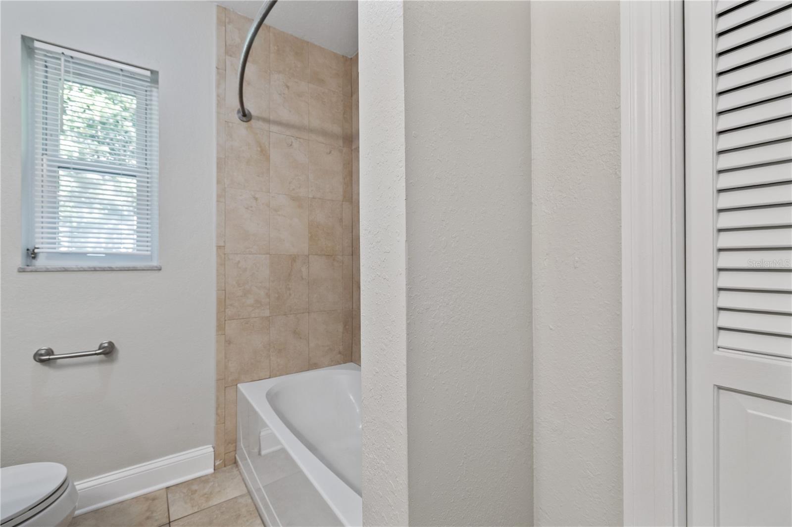 13307 MEADOWWOOD CT, TAMPA, FL, 33618