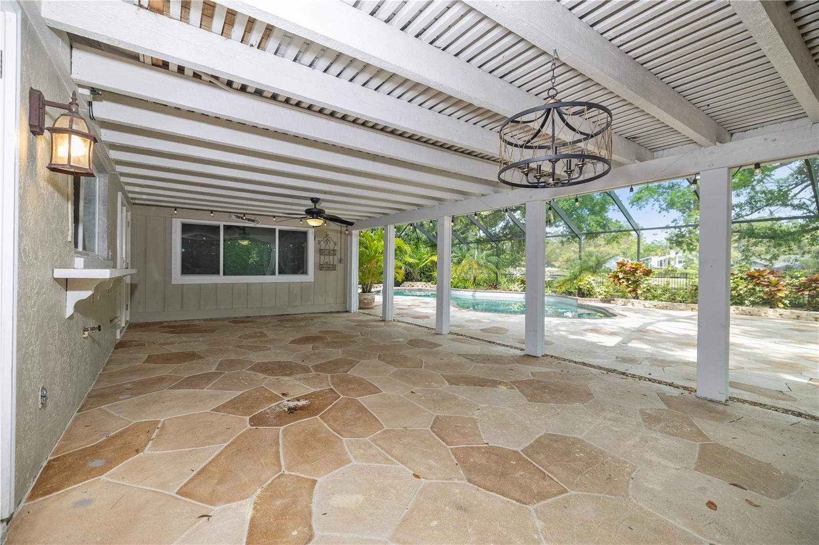 13307 MEADOWWOOD CT, TAMPA, FL, 33618