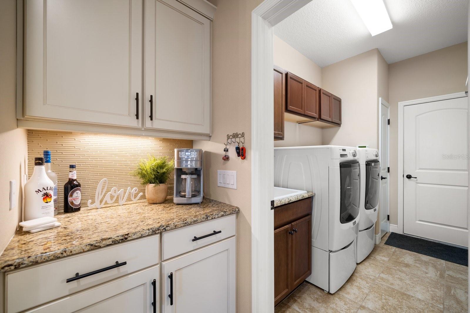 2202 HIGHWOOD CT, DUNEDIN, FL, 34698