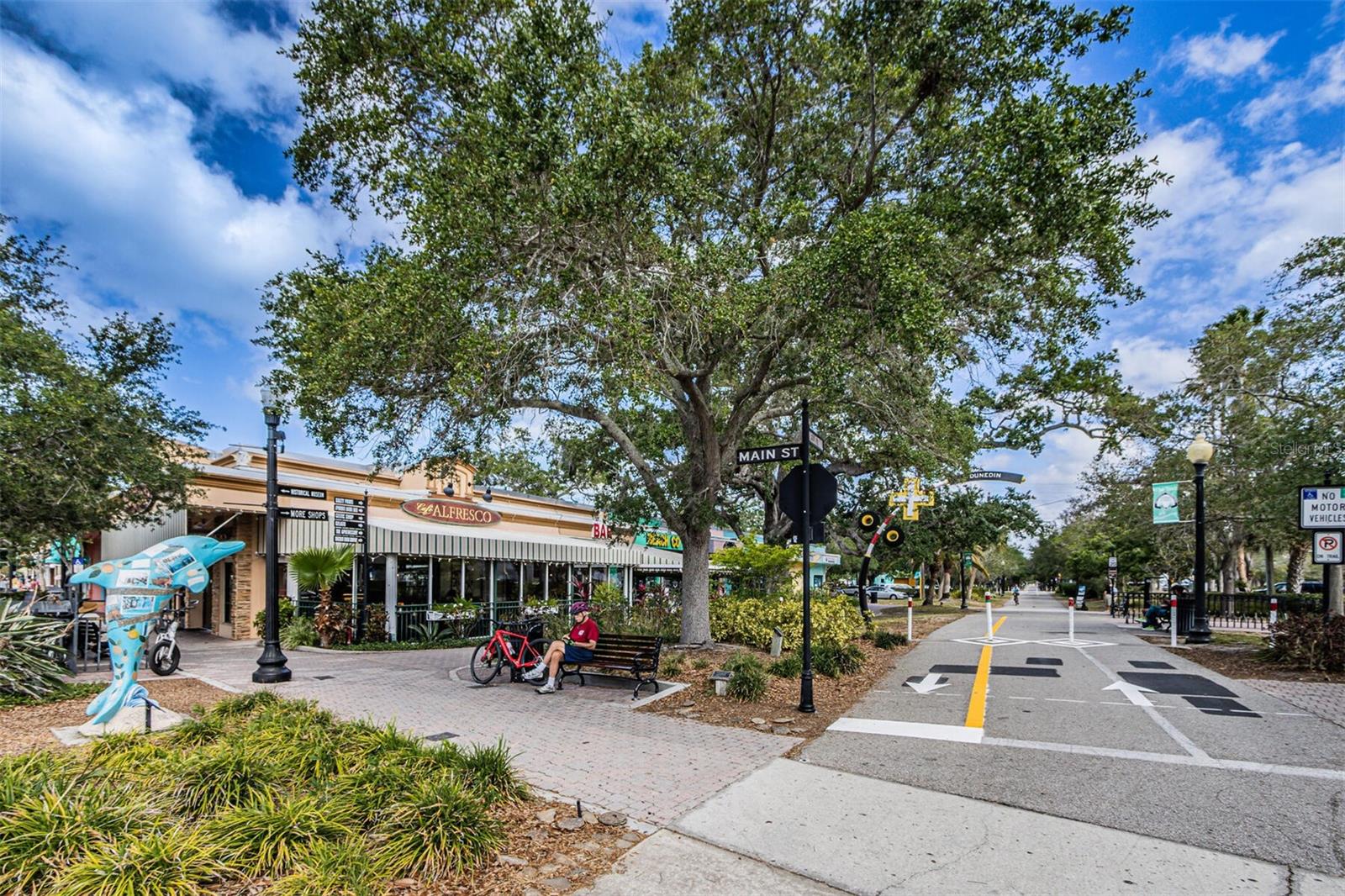 2202 HIGHWOOD CT, DUNEDIN, FL, 34698