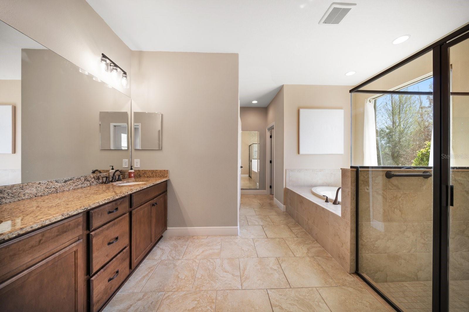 2202 HIGHWOOD CT, DUNEDIN, FL, 34698
