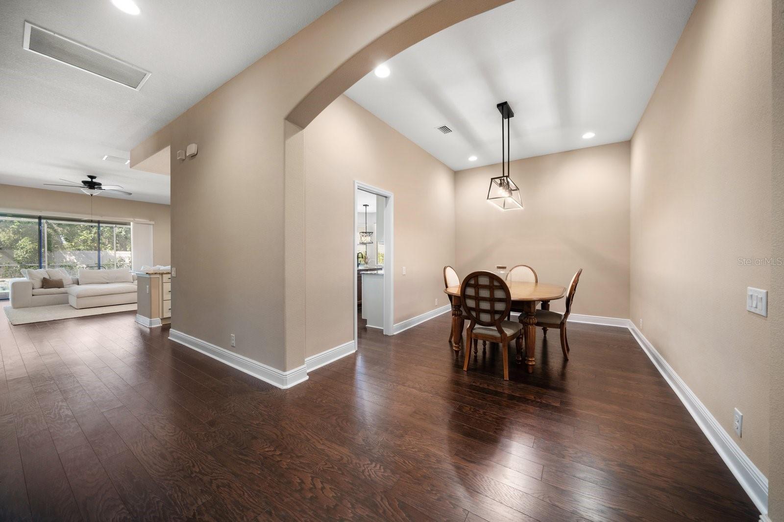 2202 HIGHWOOD CT, DUNEDIN, FL, 34698