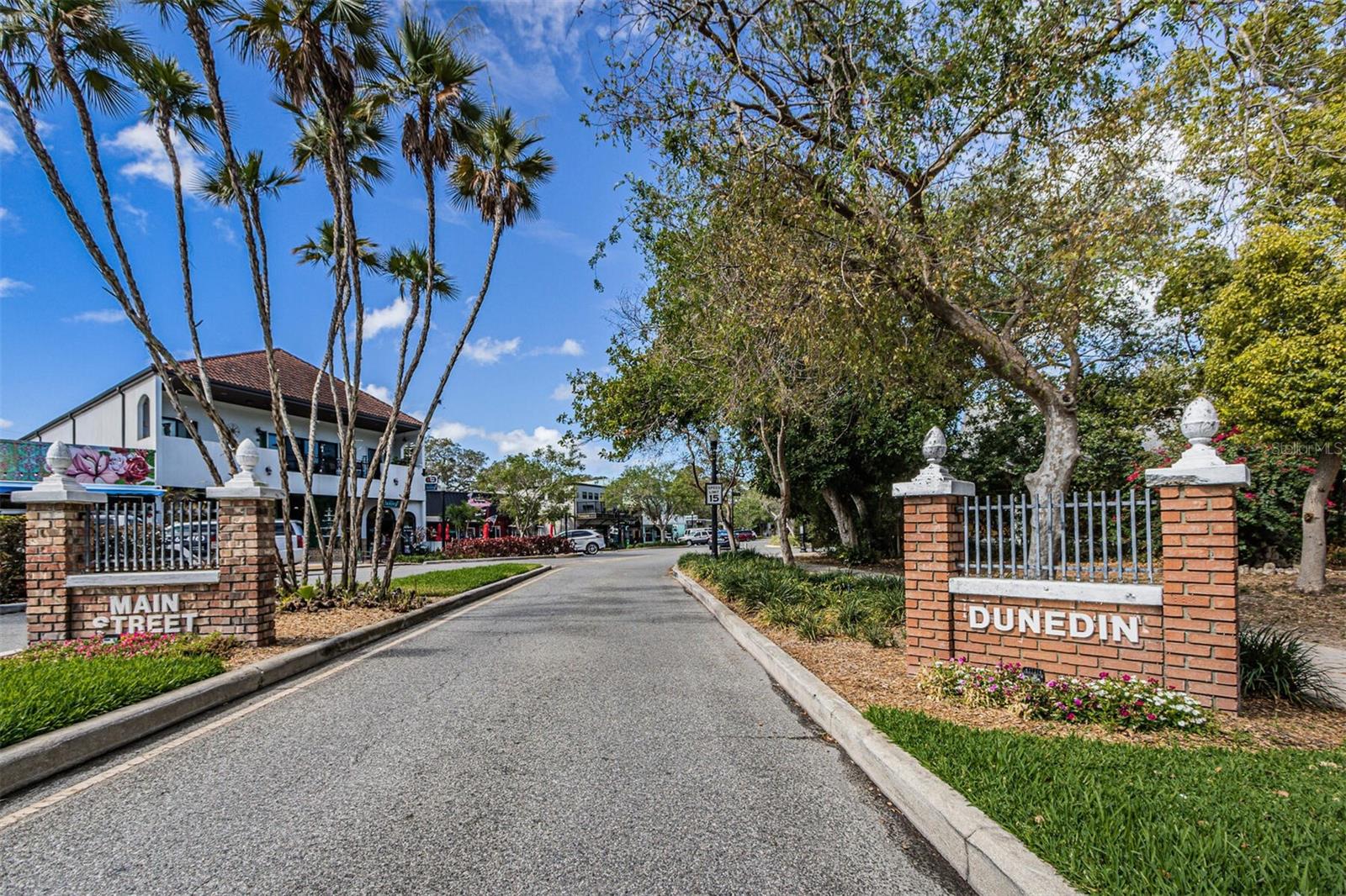 2202 HIGHWOOD CT, DUNEDIN, FL, 34698