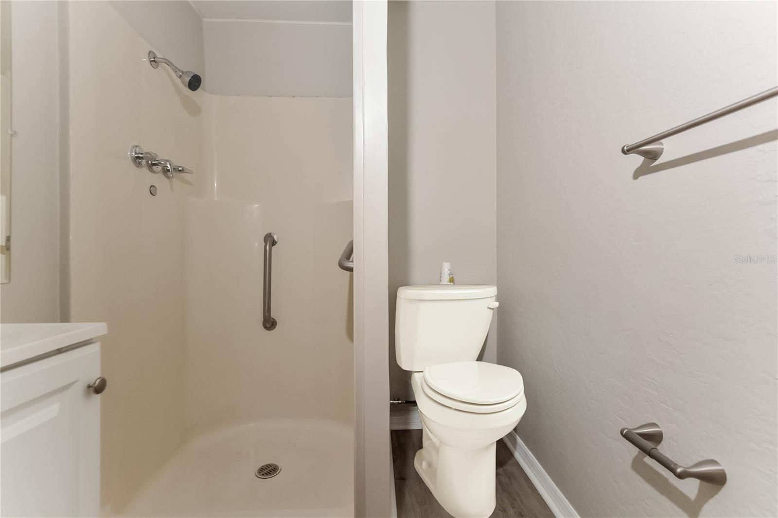 1400 JACKSON AVE, DAYTONA BEACH, FL, 32117