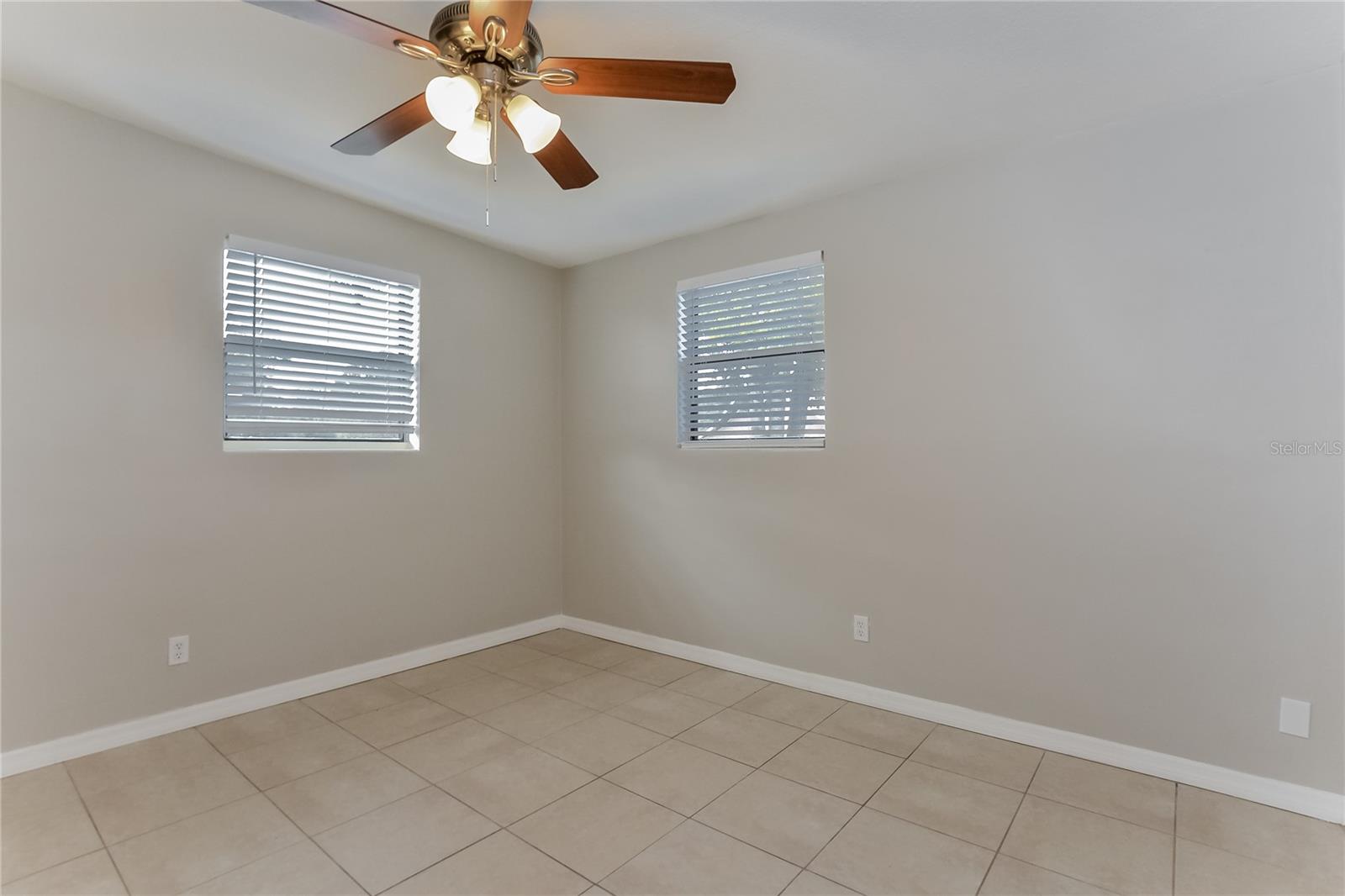 1400 JACKSON AVE, DAYTONA BEACH, FL, 32117