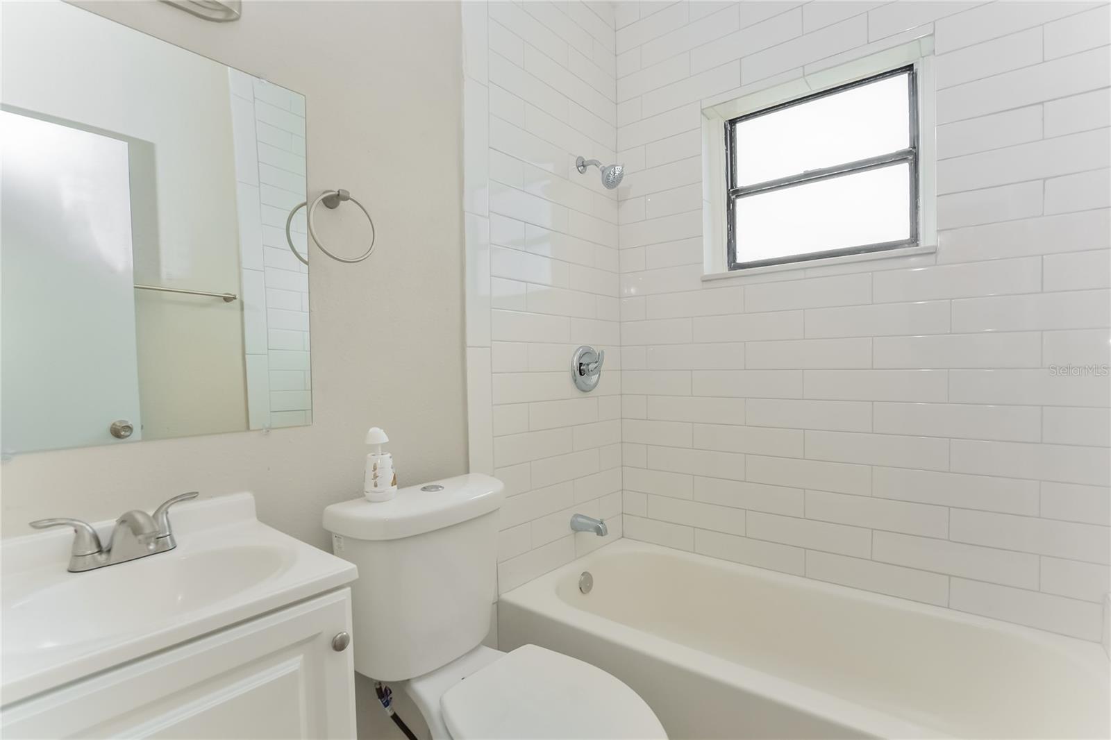 1400 JACKSON AVE, DAYTONA BEACH, FL, 32117