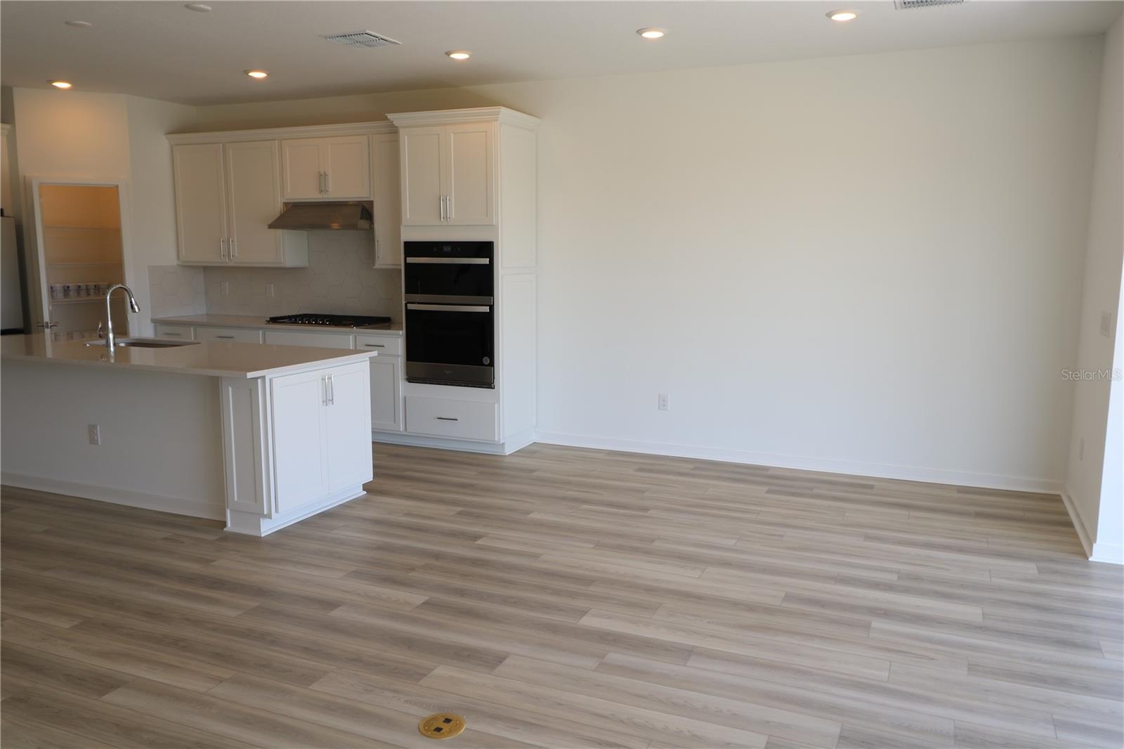 1210 MUMFORD CT, ZEPHYRHILLS, FL, 33541