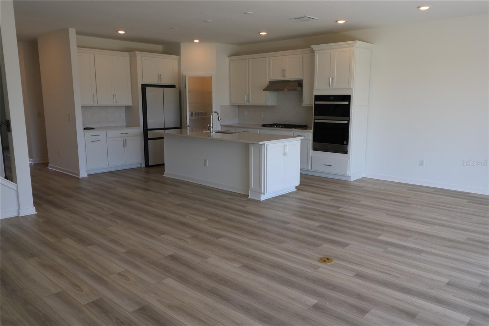 1210 MUMFORD CT, ZEPHYRHILLS, FL, 33541
