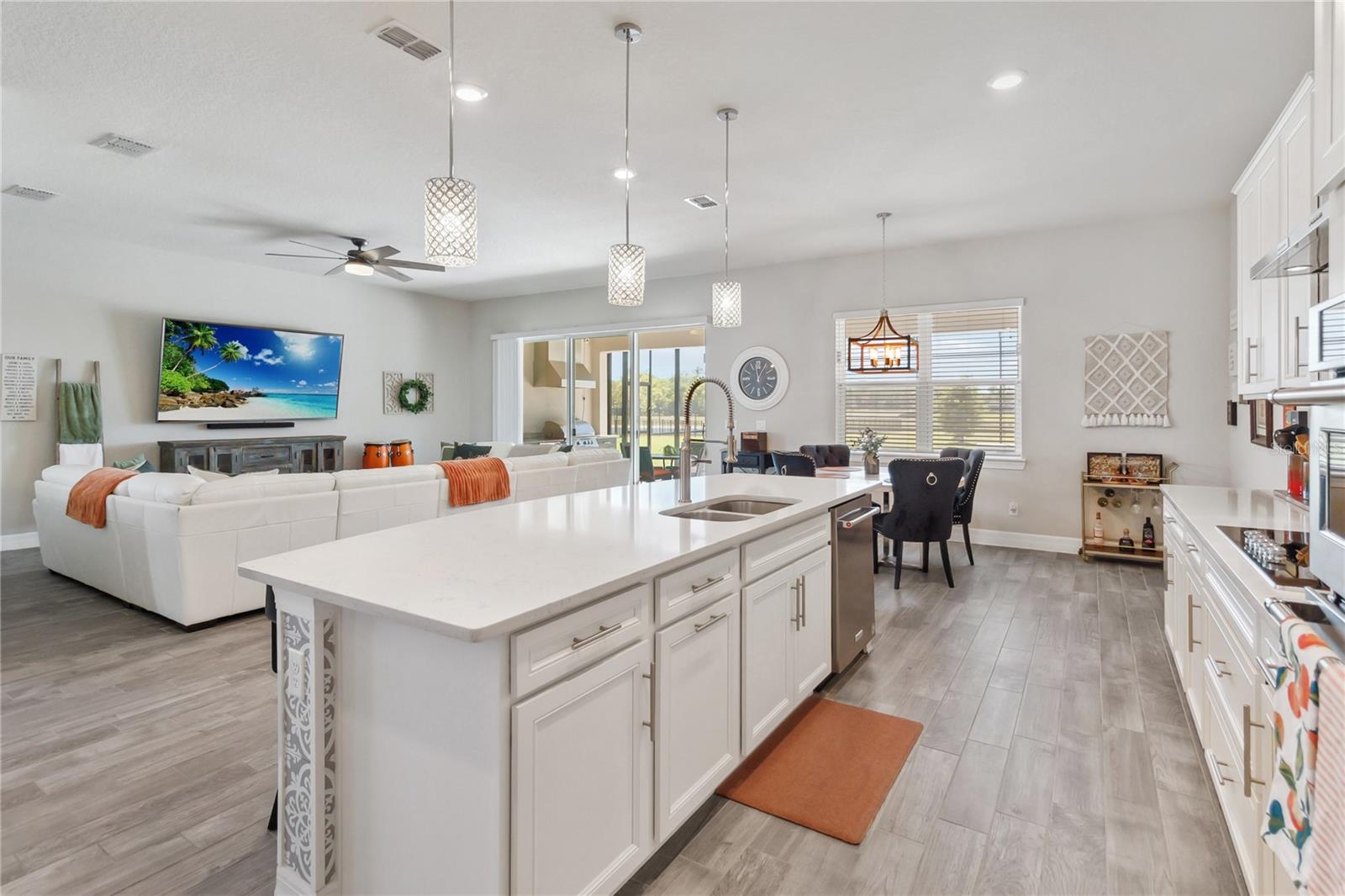 4690 MARINA ROW DR, ORLANDO, FL, 32820