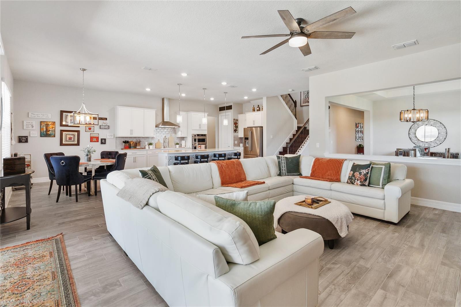 4690 MARINA ROW DR, ORLANDO, FL, 32820