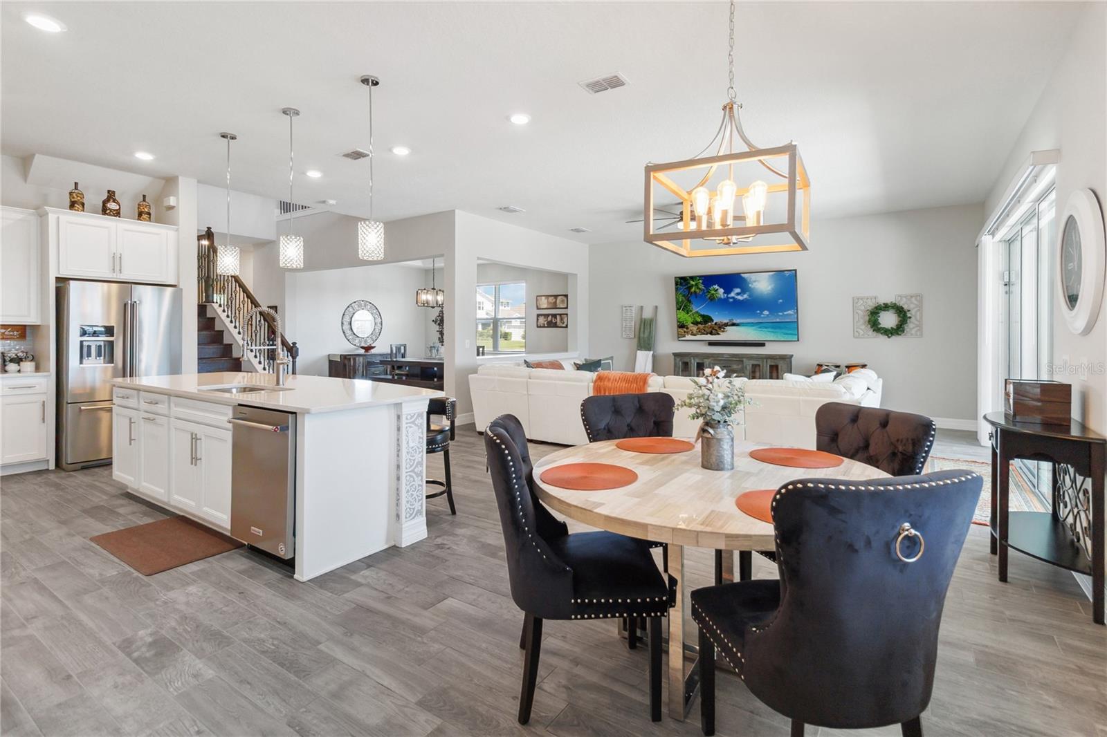 4690 MARINA ROW DR, ORLANDO, FL, 32820