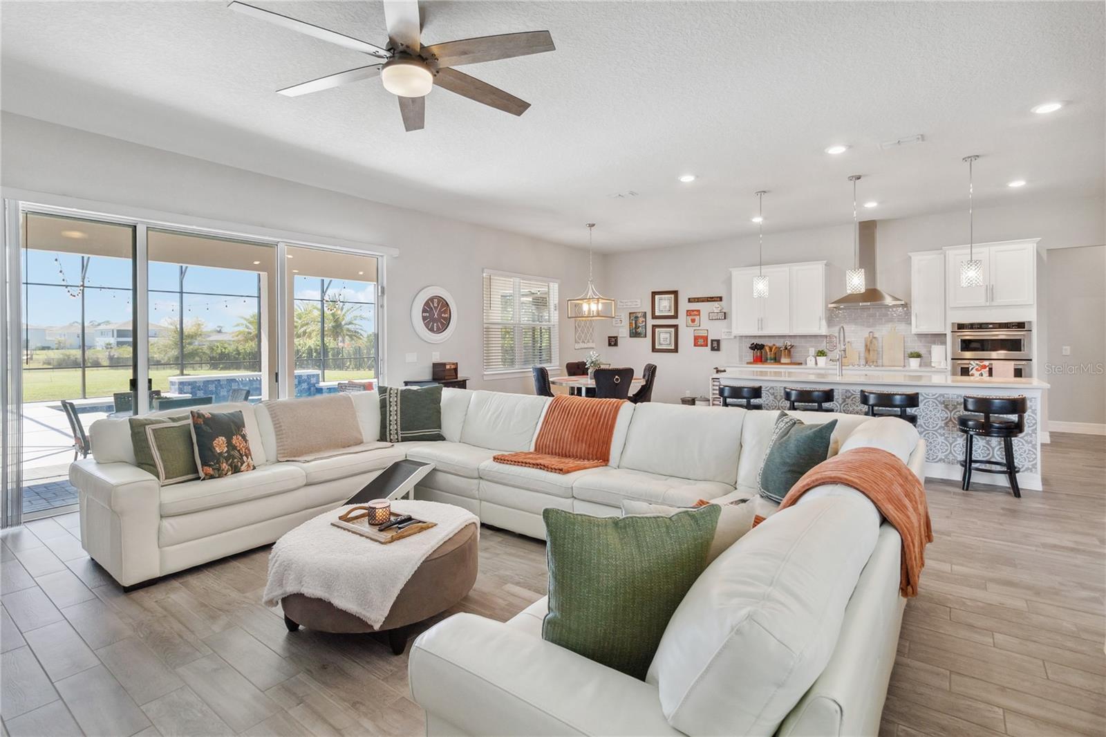 4690 MARINA ROW DR, ORLANDO, FL, 32820