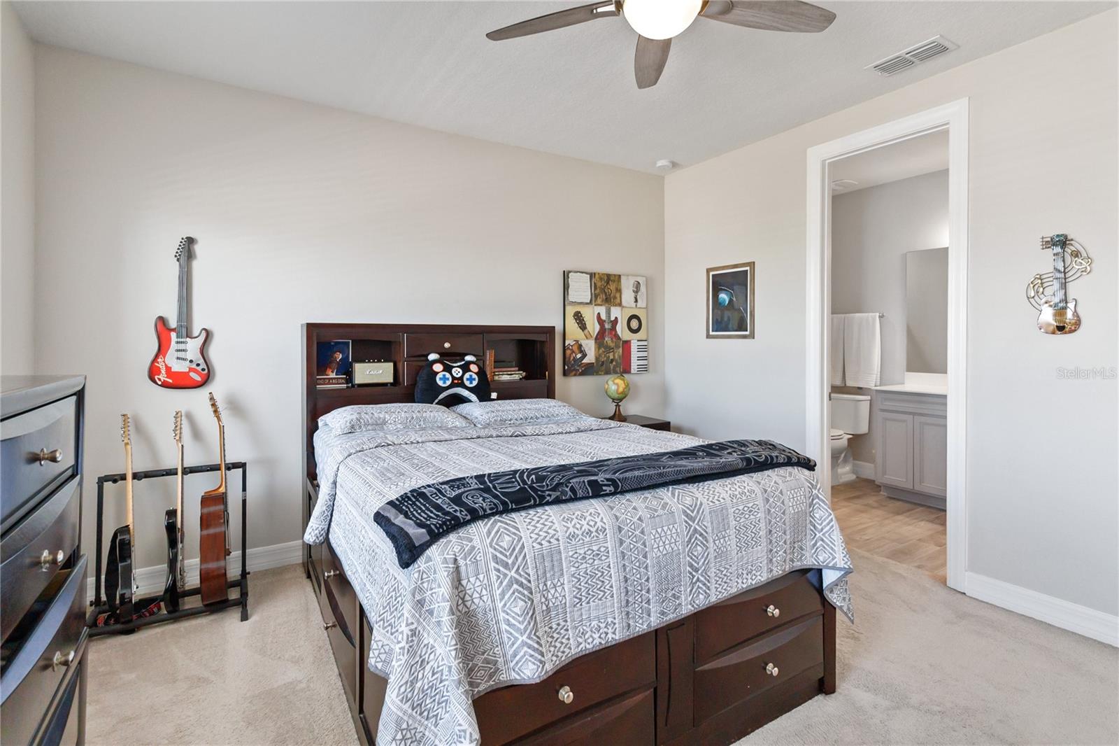 4690 MARINA ROW DR, ORLANDO, FL, 32820