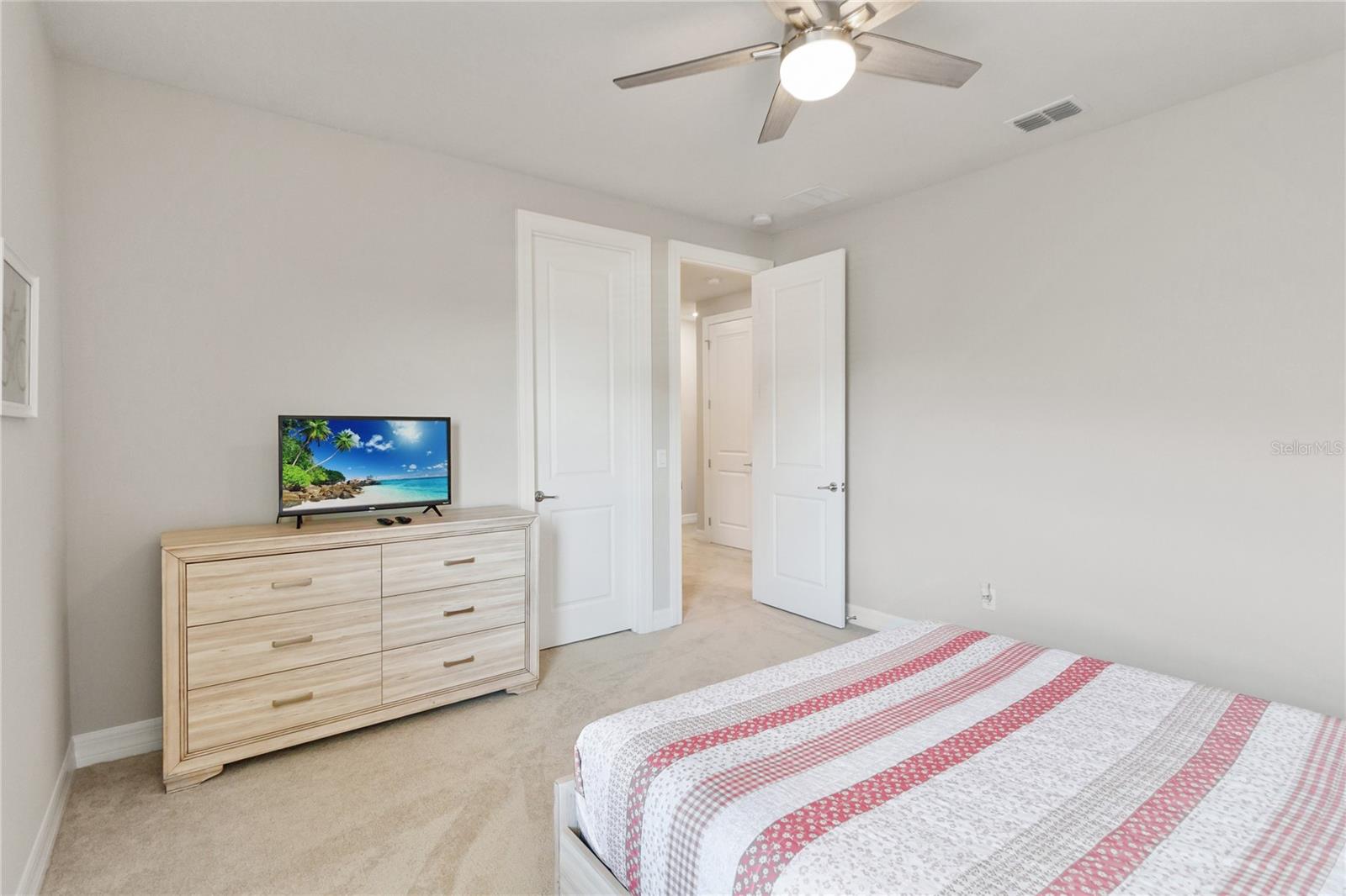 4690 MARINA ROW DR, ORLANDO, FL, 32820