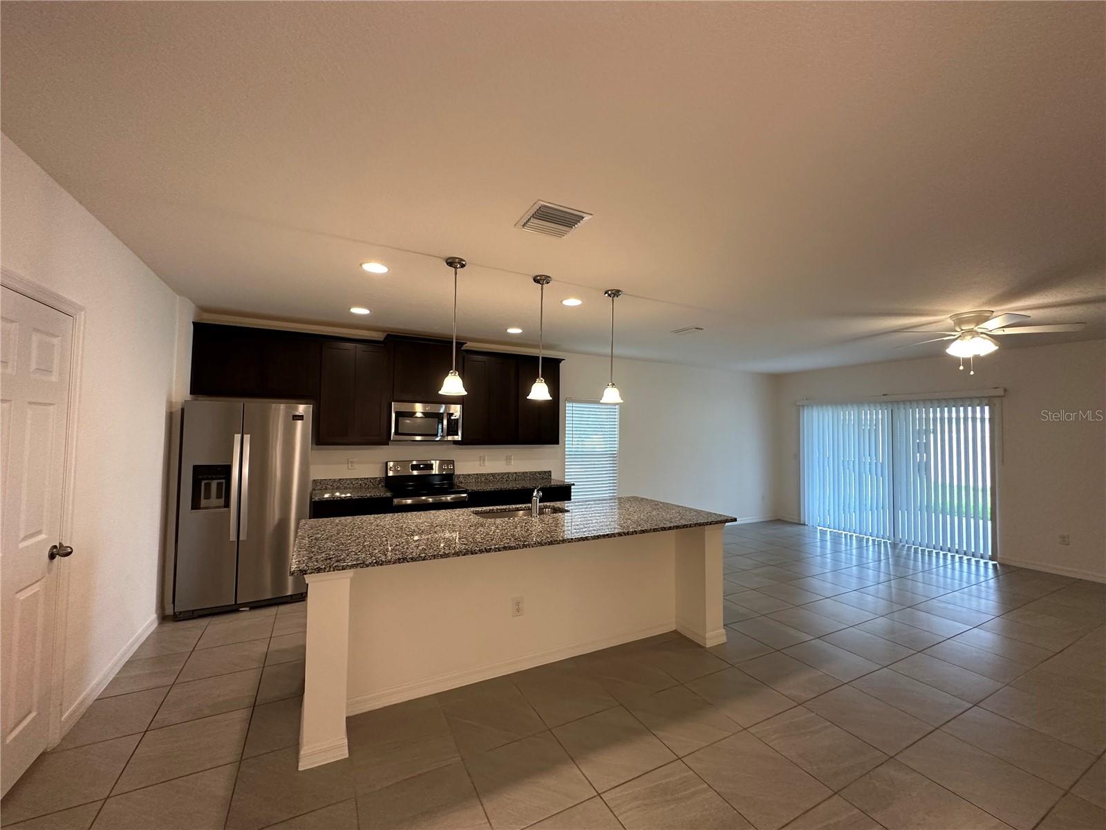 548 DARSHIRE AVE, EUSTIS, FL, 32736