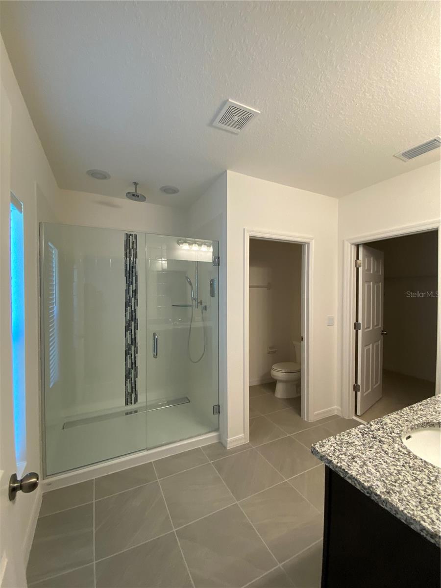 548 DARSHIRE AVE, EUSTIS, FL, 32736