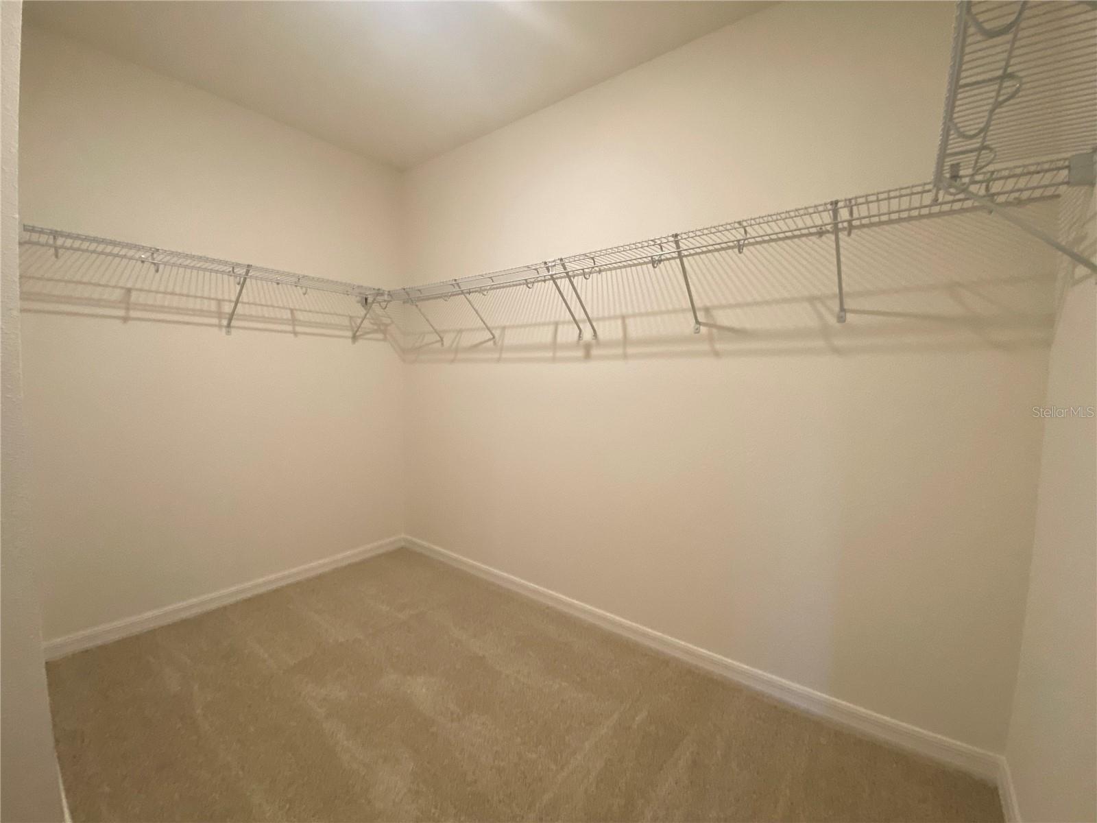 548 DARSHIRE AVE, EUSTIS, FL, 32736