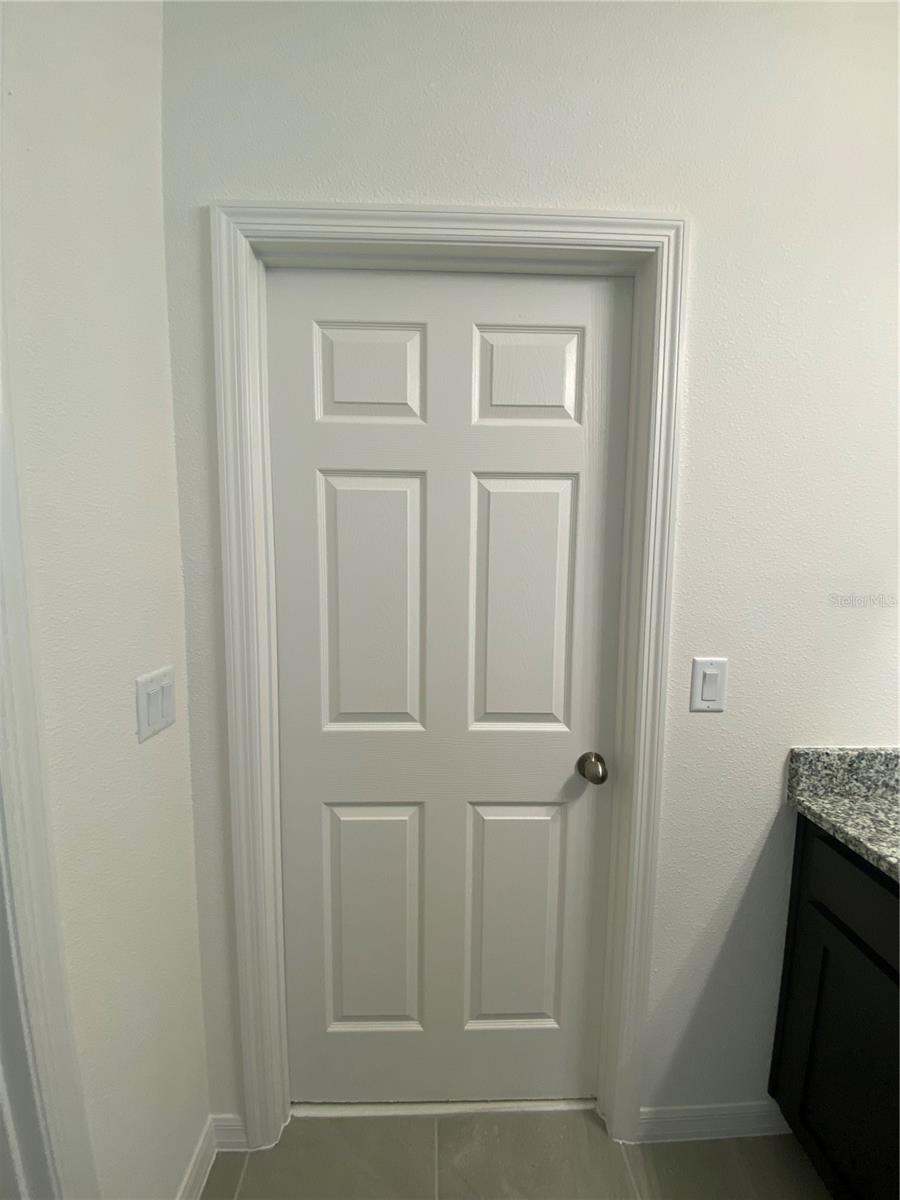 548 DARSHIRE AVE, EUSTIS, FL, 32736