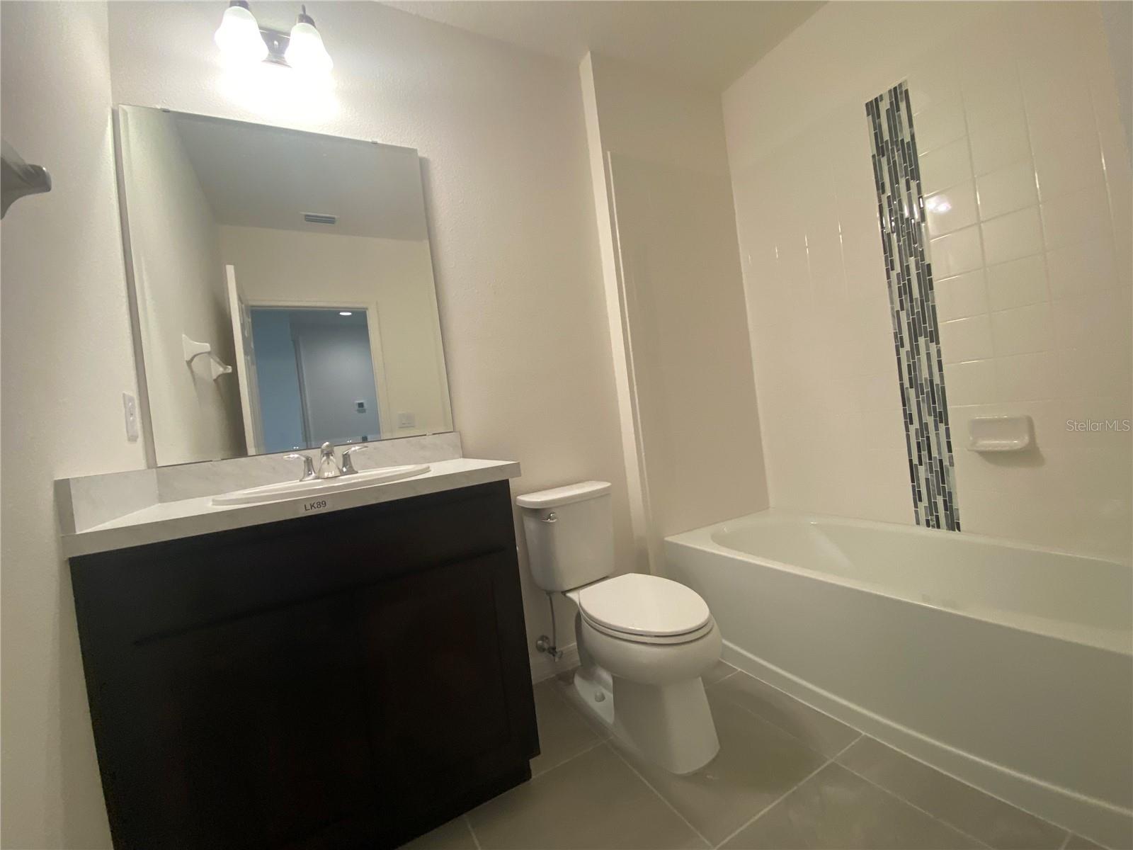 548 DARSHIRE AVE, EUSTIS, FL, 32736