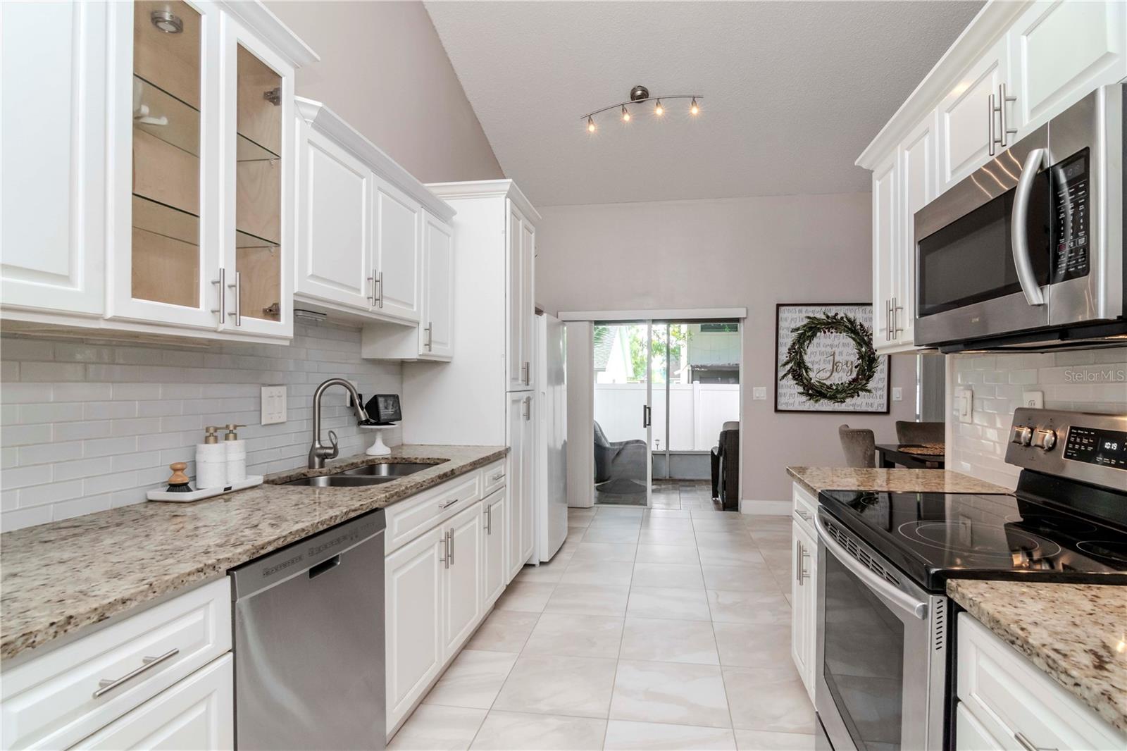 201 SACRAMENTO ST, VALRICO, FL, 33594
